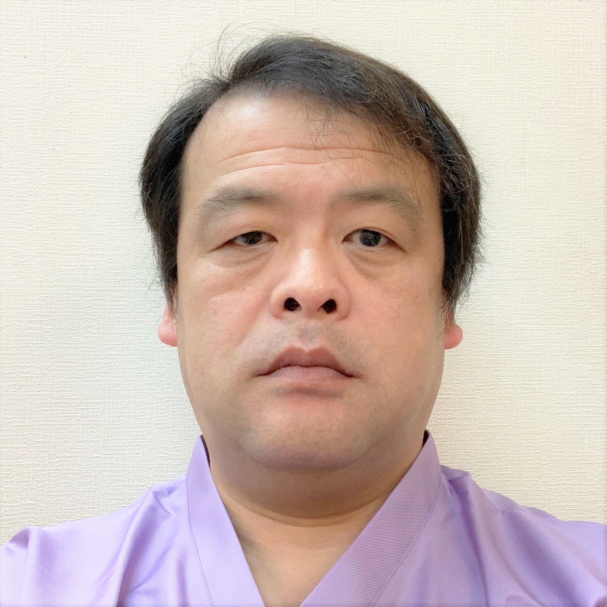 ねこの手整骨院・鍼灸マッサージ院｜症状の経過にあわせた交通事故施術を